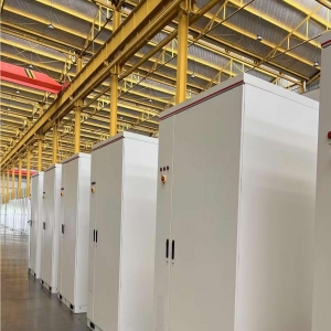 Intelligent household energy storage system PAK-VV